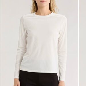 L'AGENCE Tess Long Sleeve Crewneck Tee in Ivory Size L